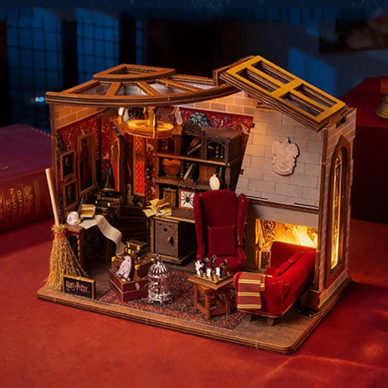 Gryffindor Dollhouse