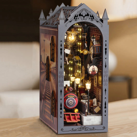 Train Station - DIY Book Nook Kit