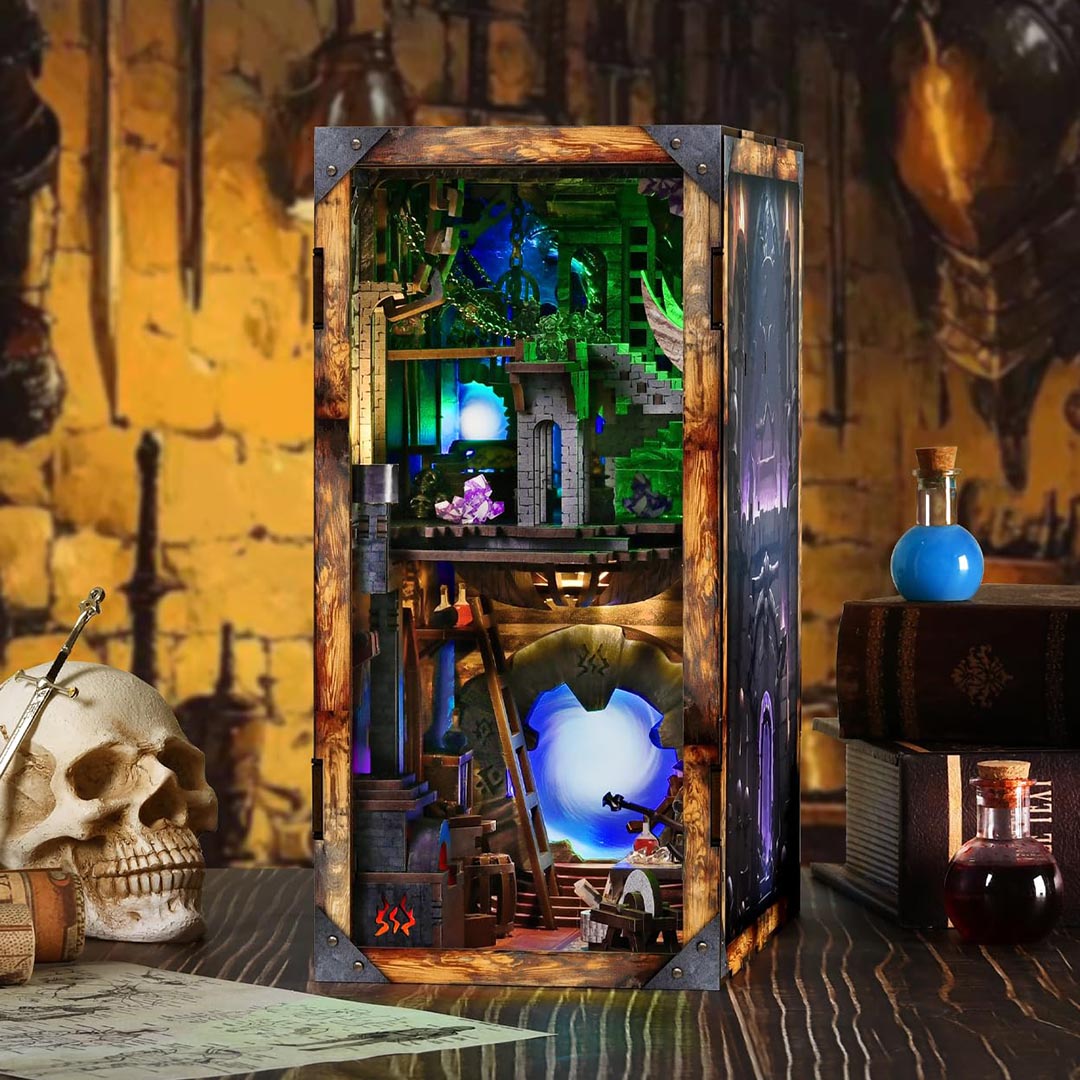 Blade & Magic Book Nook