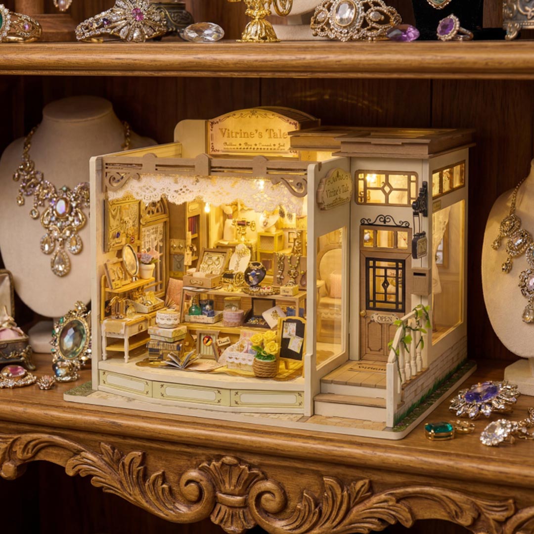 Vitrine's Tale DIY Miniature World Kit