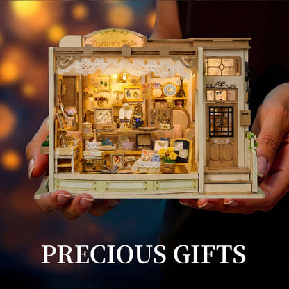 Vitrine's Tale DIY Miniature World Kit