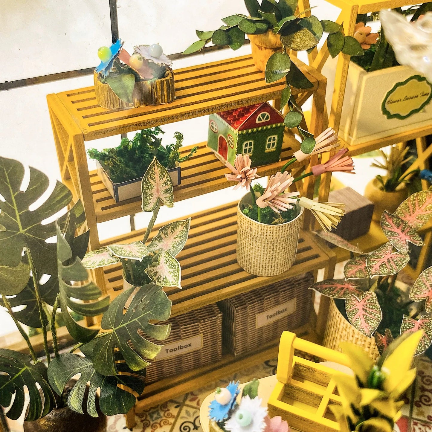 Flower House - Dollhouse