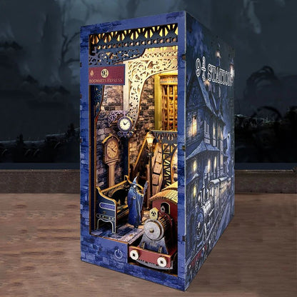 Magic Station Book Nook Kit