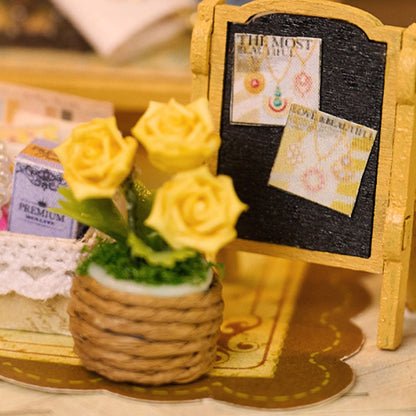 Vitrine's Tale DIY Miniature World Kit