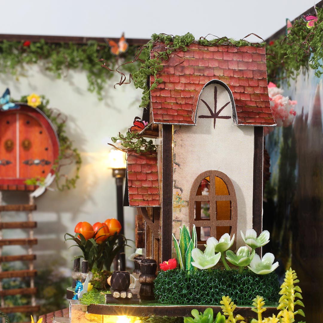Whispering Woods Dollhouse