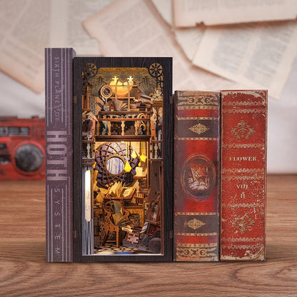 Cutebee Nebula  DIY Book Nook