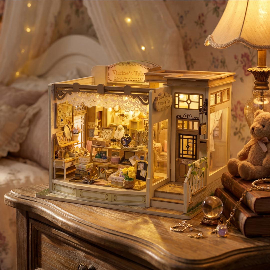 Vitrine's Tale DIY Miniature World Kit