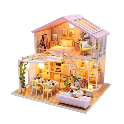 StartCabin  - Doll house